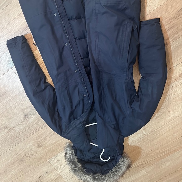 Women’s North Face Winter Coat - Picture 1 of 4
